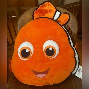 Disney Store Finding Nemo Pillow